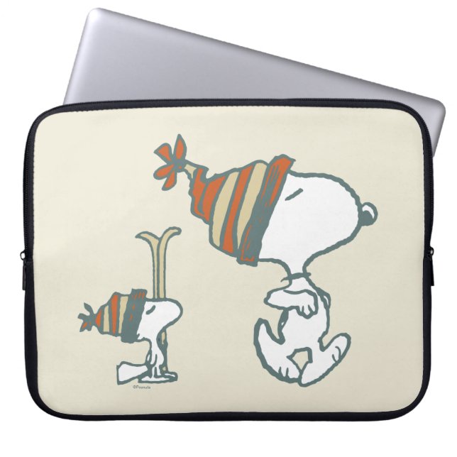 Jordnötter | Snoopy & Woodstock Ski Resa 2 Laptop Fodral (Framsidan)