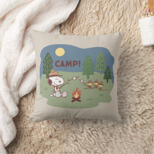 Jordnötter   Snoopy & Woodstock vid Campfire Kudde