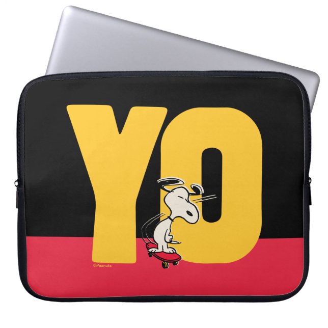 Jordnötter | Snoopy YO Skateboard Laptop Fodral (Framsidan)