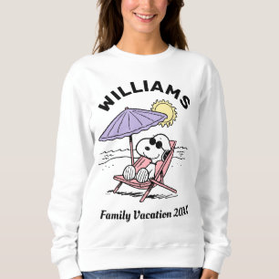 Jordnötter Vacering av familjen Snoopy Beach T Shirt