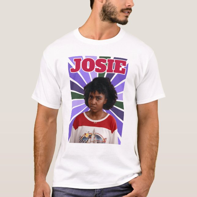 Josie från Grund 2023 | Ayo Edebiri | Retro T Shirt (Framsida)