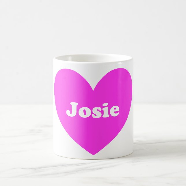Josie Kaffemugg (Center)
