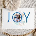 Joy Blue Coastal jul Beach Seashell Photo Julkort<br><div class="desc">Vem behöver snöflingor när du har sjöslangar? Fånga en coola nautisk avslappnad och kustvib den här helgdag till havs med vår kustnära havsinspirerade helgdag julsamling. Vi har handmålat vackra havsbottnar med vattenfärg i stänk av kustblå, rosig rosa, sandig vit, teals och persikofärgade skuggor för att skapa en lugn kustlevande vibe...</div>