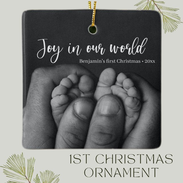 "Joy in our world", Baby Första jul-Helgdag Julgransprydnad Keramik (Joy in our world baby's first christmas holiday ornament with baby photo and script writing)