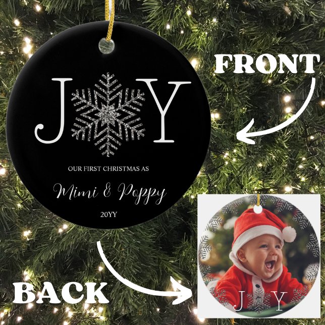 Joy Snowflake vår första jul som morföräldrar Julgransprydnad Keramik (Skapare uppladdad)