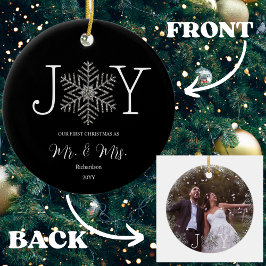 Joy Snowflake Vår första jul som Mr & Mrs. Julgransprydnad Keramik