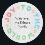 Joy till World Typography-julfransen Runt Klistermärke<br><div class="desc">Gör din julsäsong oförglömlig med den moderna Joy till World typography wandan sticka sweater. Du kan anpassa den här designen genom att klicka på "Anpassa den här mallen" eller om du vill ändra teckensnittet,  bakgrunden eller inslagen på ett annat sätt kan du klicka på "Redigera med Design Verktyg".</div>