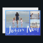Joyeaux Noel Beach-familjens fotojulkort Julkort<br><div class="desc">Joyeux Noel Fransk julhälsningskort i en blå badstrand inspirerad av tre foto. Anpassad med tre av dina foton och din familjs namn. Julkortet på stranden går tillbaka till ett blått och vitt nautiskt rand på baksidan.</div>