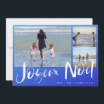 Joyeaux Noel Beach-familjens fotojulkort Julkort<br><div class="desc">Joyeux Noel Fransk julhälsningskort i en blå badstrand inspirerad av tre foto. Anpassad med tre av dina foton och din familjs namn. Julkortet på stranden går tillbaka till ett blått och vitt nautiskt rand på baksidan.</div>