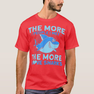Ju mer i Kärlek som hajar djurhajar T Shirt