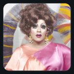 Juanita MORE! Fyrkantigt Klistermärke<br><div class="desc">Rickshaw och Juanita More inspirerades av en ömsesidig önskan att skapa en autentisk koppling till SF-Pridet. Rickshaw är stolt över att leva i mångfalden i Bay Area och fira de många organisationer som stöder HBT-samfundet. Vi är hedrade över att arbeta med den legendariske Juanita More för att ta med er...</div>