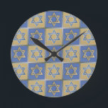 Judaica Star av David Metall Guld Blue Rund Klocka<br><div class="desc">Du visar Lee Hiller Design Collection. Apparatur,  gåvor och samlarföremål Lee Hiller Fotography eller Digital Art Collection. Du kan visa hennes naturfotografi på http://HikeOurPlanet.com/ och följa hennes blogg i Hett Vår nationalpark.</div>
