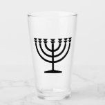 Judiska Menorah (judensimens symbol) Glaskopp<br><div class="desc">Denna design illustrerar en menorah som används av judar för att fira den åttadagarsvisa helgdag Hanukkah. Menorah är en niogrenade candelabrum som tänds under Hanukkah. Åtta av de nio grenar håller ljus (ljus eller oljelampor) som symboliserar de åtta nätterna i helgdag. Varje natt tänds ytterligare ett ljus än föregående natt...</div>