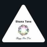 Judiska nyåret Shana Tova Triangelformat Klistermärke<br><div class="desc">Den judiska nyårsstjärnan och lycklig religiösa Star har Hebrew Star of David och hälsning för ett Gott nytt år.</div>