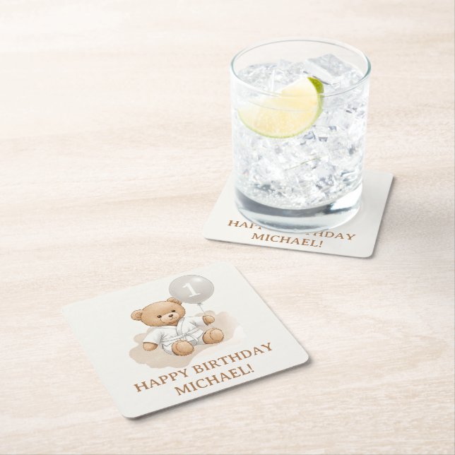  "Judo Bear’s First Belt" – 1st Birthday White  Underlägg Papper Kvadrat (Insitu)