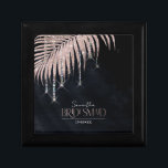 Juel Handflatan Löv Bröllop Ro Guld/Nvy ID830 Minnesask<br><div class="desc">Ta ett slående, glitz och glam-utseende genom att använda biet i denna bröllop-svit som det visas, med juveler som skär av de diamantmärkta löven i handflatan eller ta bort juvel lagrar för ett något mer konservativ utseende. Den här uppsättningen har löv i att krympa ro guld mot en mörk marin...</div>