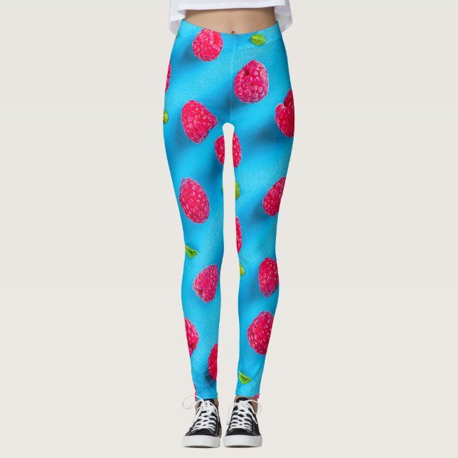 JUICY RED LYCHEE ON BLUE BACKGROUND LEGGINGS (Framsida)