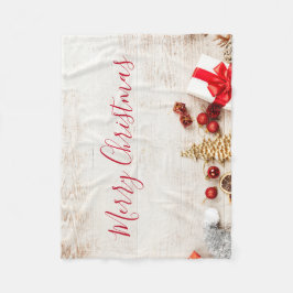 Jul Äckliga artiklar på en Rustik träbräde Fleecefilt