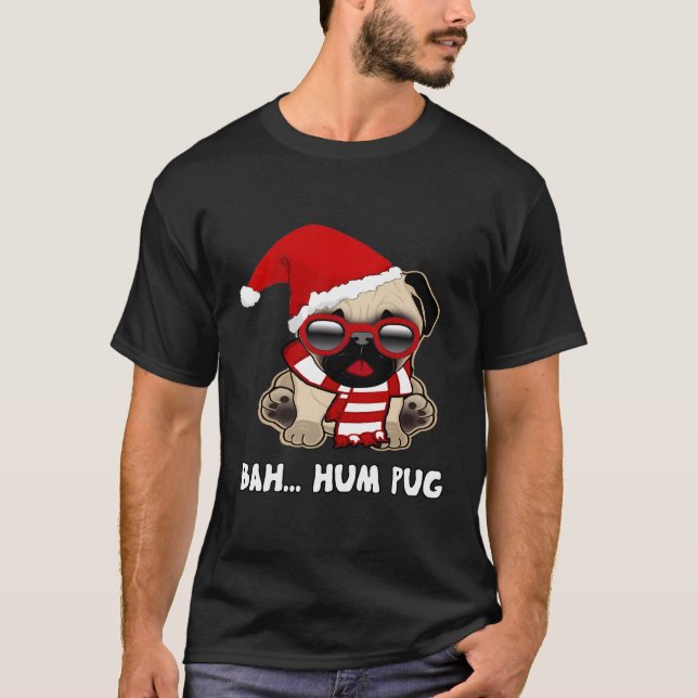 Jul Bah Hum Pug T Shirt (Framsida)