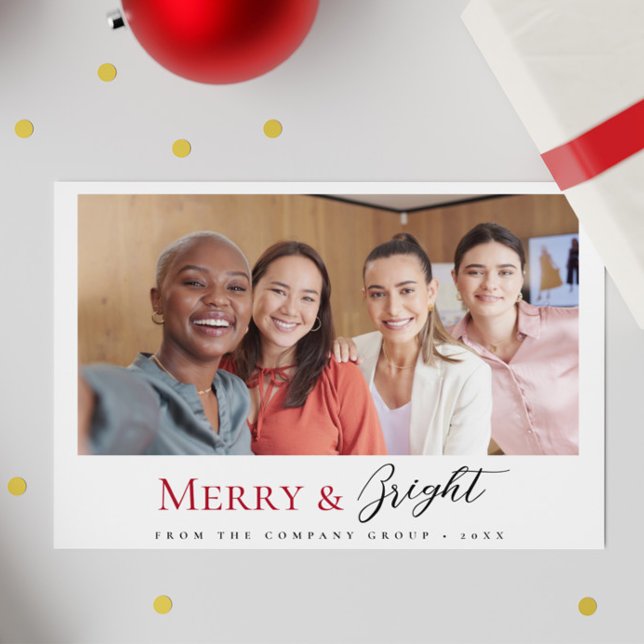 Jul Business Team Photo Merry och Bright Julkort (Merry and bright staff, team photo corporate holiday card.)