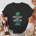 Jul - Elf Office Team Party & Family Matching T Shirt<br><div class="desc">Få in ditt kontorslag, din familj eller dina vänner i helgdag med våra roliga julskjortor! Perfekt för kontor party, familjesammankomster eller festliga evenemang, dessa skjortor för med sig en roligt till julhelgen. Oavsett om det gäller arbete, familjematchande konfektioner eller vänner, kommer dessa garantier att göra din helgdag-bild av extra ära...</div>