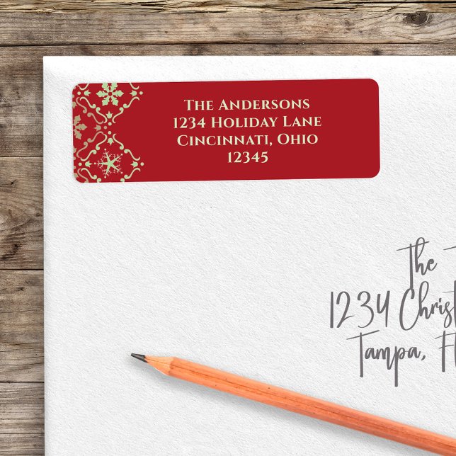 Jul Enkel Grönt Snowflake Classic Mönster Returadress Etikett (Christmas elegant snowflake pattern with a red background with light green return address label. )