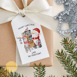 Jul för jultomten och Personligen Reindeer Presentetikett<br><div class="desc">Personligens juletiketter med jultomte och renar. Formuleringen är fullt redigerbar och är skriven i vismisk typografi. Det står för närvarande "God jul Kärlek [Familj namn]" och du anpassar detta som du vill. En söt vattenfärgsdesign med Pappa jul,  hans renar och ett slift fyllt med presenter.</div>