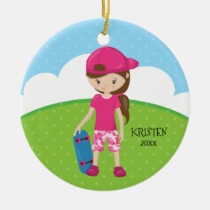 Jul för personlig för brunettSkateboardflicka Julgransprydnad Keramik
