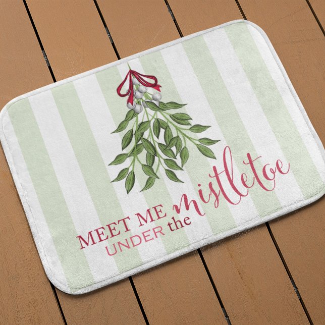 Jul Helgdag Merry Mistletoe Whimsical Roligt Badrumsmatta (Christmas holiday mistletoe holiday bath mat)