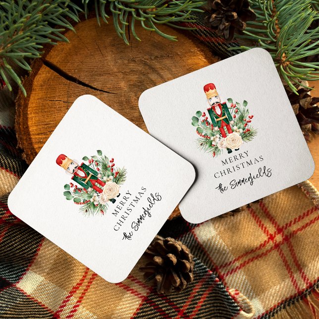Jul-Helgdagar Nutcracker-skript Underlägg Papper Kvadrat (Christmas Nutcracker Red Berries Square Coasters)