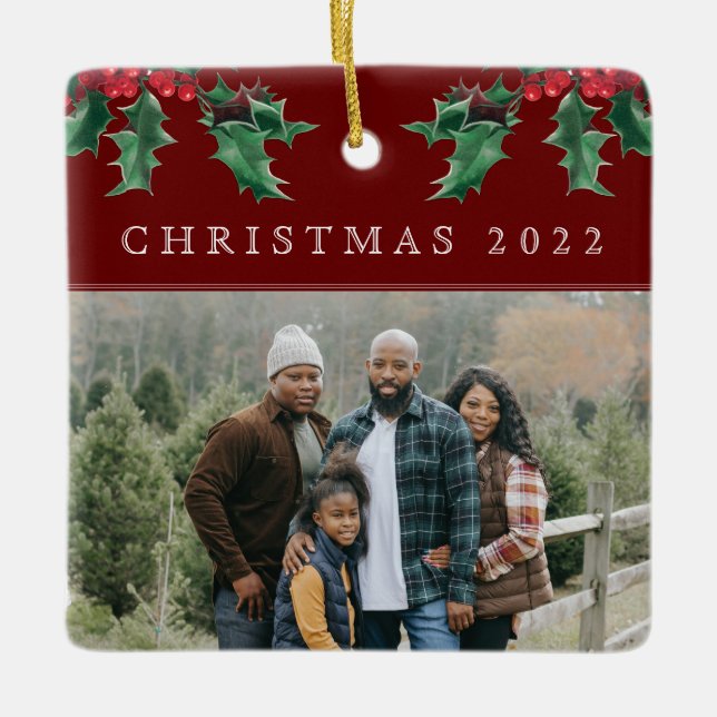 Jul Holly Berry Simple Anpassningsbar Photo Red Julgransprydnad Keramik (Framsida)