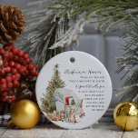 Jul i himlen | Fotominnesmärke Julgransprydnad Keramik<br><div class="desc">Detta minnesmärke är perfektens sätt att uttrycka ett minne av en älskad man som aldrig får glömmas bort. Med ditt favoritfoto, ett vackert citat, och din kära namn och data på ena sidan. Julstolsillustrationer och dikt på andra sidan. Ät minnet av dina nära och kära med en speciell minnesceremoni för...</div>