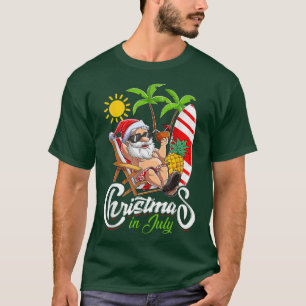 Jul i juli måndag: Finny Santa Surfing Summer Beac T Shirt