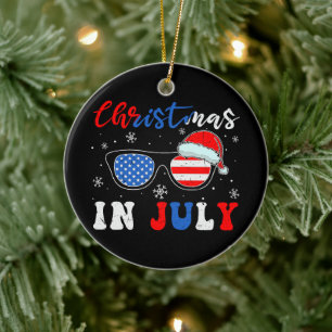 "Jul i juli" - Patriotiska solglasögon Julgransprydnad Keramik