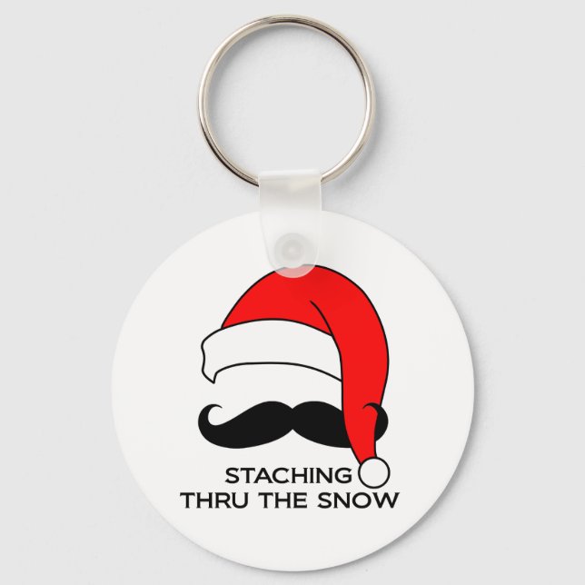 Jul i Mustache - Stachning genom snö Nyckelring (Framsida)