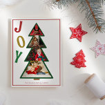 Jul Joy Fem Photo Collage Träd Julkort<br><div class="desc">Den här julhälsans Joy Fem Photo Collage Helgdag Card-designen i Träd inspireras av minnen av att vi skapat handgjorda julkort när vi var barn - och klipper ut färglös papper i fina Julgran-former som arrangerats med bilder av vår familj. Den här söta och glatta designen har en ren vit bakgrund...</div>