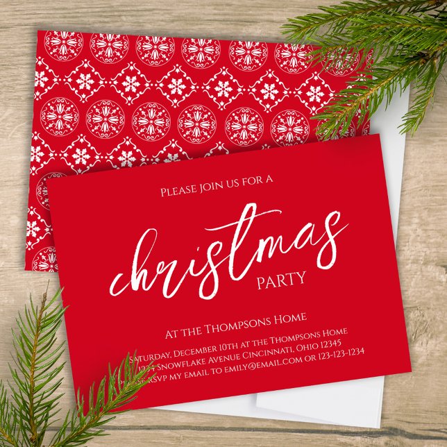 Jul Kalligrafi Skript Röd Snöflinga Mönster Inbjudningar (Christmas holiday party red and white snowflake pattern and stylish calligraphy invitation. )