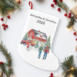 Jul Land Barn Winter Liten Julstrumpa<br><div class="desc">Den här designen skapades genom digital grafik. Det kan vara personlig i det område som tillhandahålls eller anpassas genom att ändra fotot eller lägga till ditt eget ord. Kontakta mig på colorflowcreations@gmail.com om du vill ha den här designen på en annan produkt eller ändra familjemedlemmarnas antal, gender eller hår färg....</div>