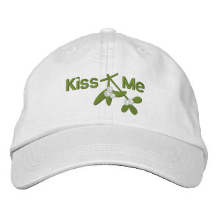 Jul Mistletoe Kiss Me Broderad Keps