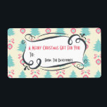 Jul Mönster med Bows och Baubles Gift Fraktsedel<br><div class="desc">En klibbig märkre med en söt julklapp mönster med en gräddbaksida med färgad med illustrationer av en grönblå färgad julgran och en klisterbauble med ett band i ett upprepande mönster. Ett finare-viskat ram i mitten har din information och säger: en god jul-gåva från dig.</div>