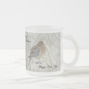 Jul och nyår Hälsning - Mourning Dove Frostad Glasmugg