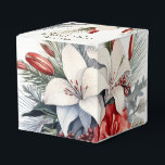 Jul Party White Red Flowers Helgdagar Elegant Presentaskar<br><div class="desc">Julens Party White Red Flowers Helgdagar Elegant Favor Boxes. Unik,  vacker utformning av snyggten. Lätt att vara personlig. Teckensnittet stil,  storlekt och färg kan ändras. Matchande objekt är tillgängliga.</div>