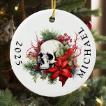 Jul Skull Monogram Namn Julgransprydnad Keramik<br><div class="desc">Den här designen kan vara personlig om du väljer Redigera design. Du kan också överföra till andra objekt. Kontakta mig på colorflowcreations@gmail.com eller använda alternativet chatta överst på sidan om du vill ha den här designen på en annan produkt eller behöver hjälp med den här designen. Se mer av mina...</div>