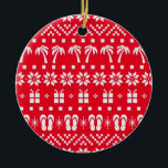 Jul Ugly Sweater Beach Älskare Julgransprydnad Keramik<br><div class="desc">Klar julprydnad med en ful sötare med handflatan träd och flinflip flops. För alla som kärlek strand åt sig juldekorationen.</div>