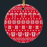 Jul Ugly Sweater Beach Älskare Julgransprydnad Keramik<br><div class="desc">Klar julprydnad med en ful sötare med handflatan träd och flinflip flops. För alla som kärlek strand åt sig juldekorationen.</div>