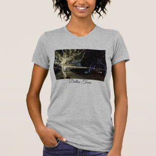 Jul vid Klyde Warren Park T-Shirt