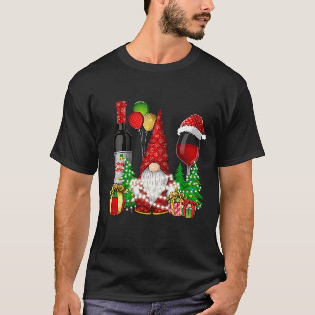 Jul Vin Gnomes for Julafton Cheer T Shirt (Framsida)