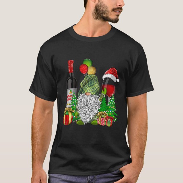 Jul Vin Gnomes for Julafton Cheer T Shirt (Framsida)