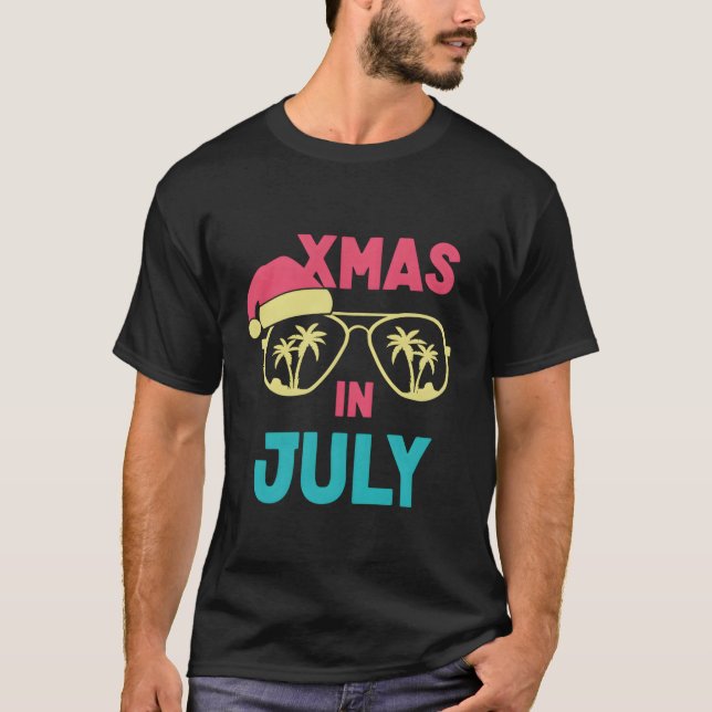 Julafton i juli jultomten Sunglass Sommjuljul T Shirt (Framsida)
