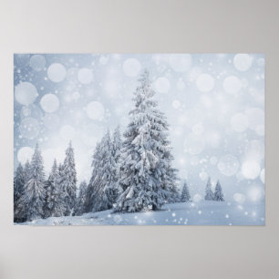 Julbakgrund med snöig granträd poster